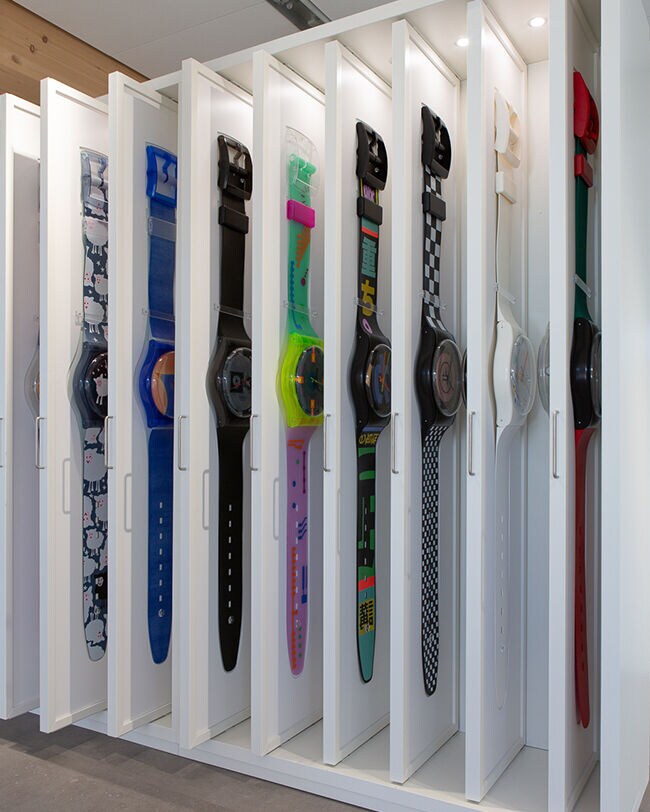 Maxi Swatch watches